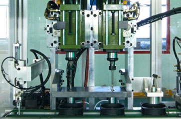 <b>散熱風(fēng)扇材料如何選擇？這份攻略請收好！</b>